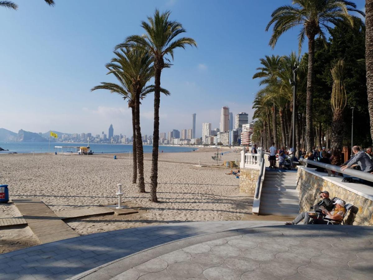 Apartamento Delux Benidorm Apartman Kültér fotó