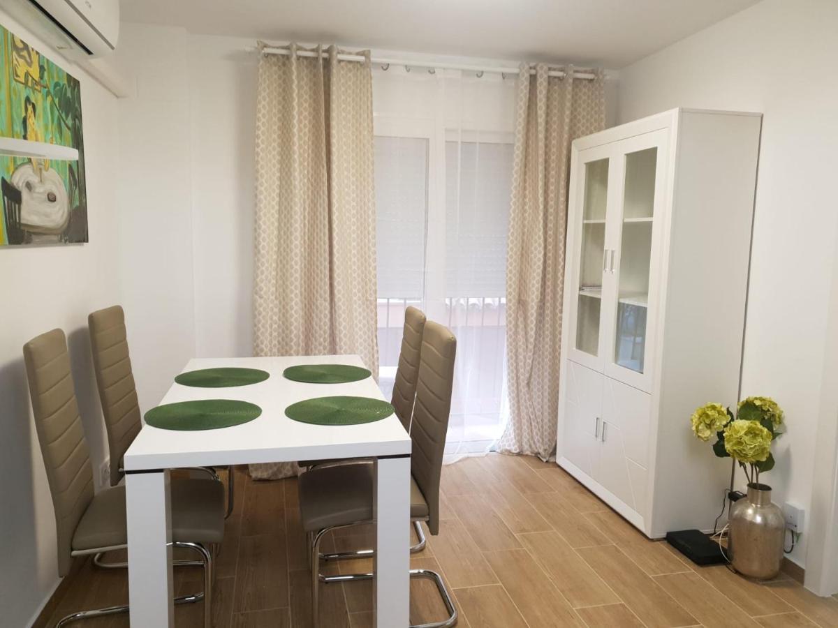 Apartamento Delux Benidorm Apartman Kültér fotó